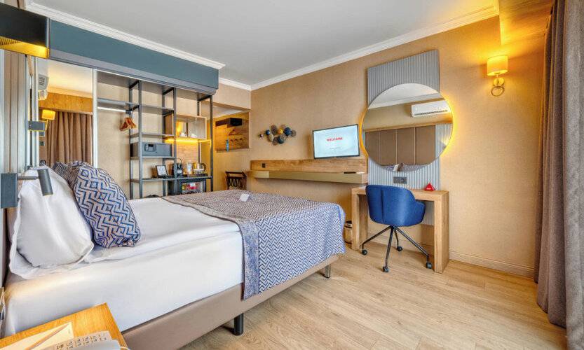 Seaport Hotel