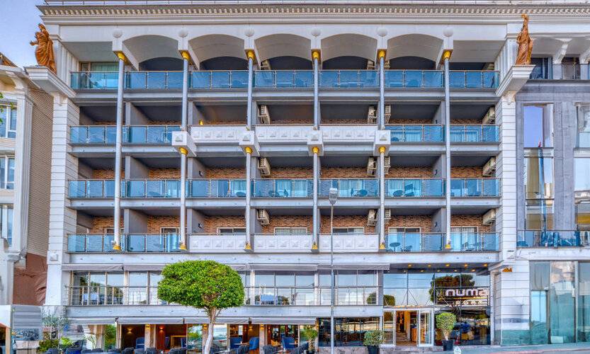 Seaport Hotel