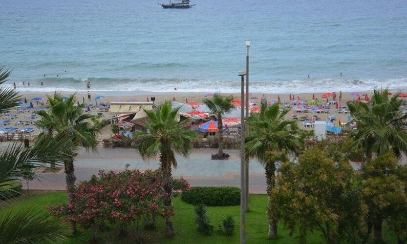 Kleopatra Dreams Beach Hotel