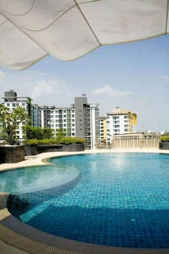 Golden Pearl Hotel