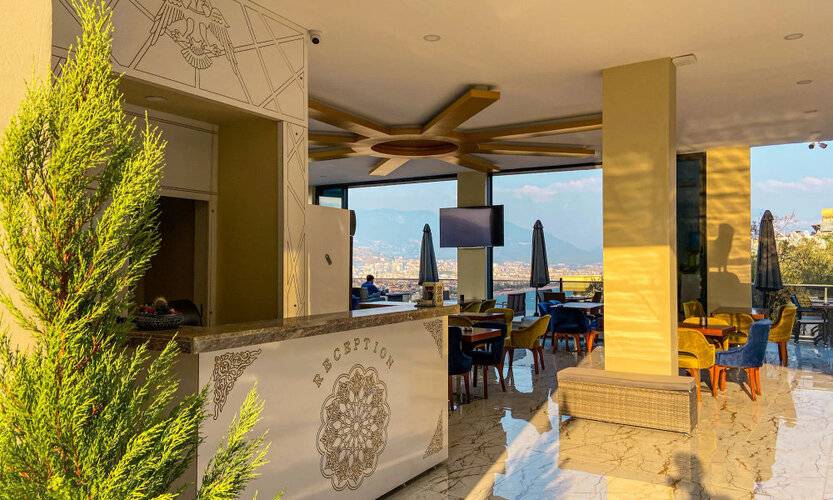 Castle Light Boutique