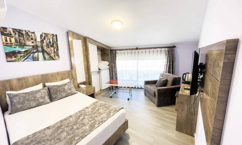 Castle Light Boutique