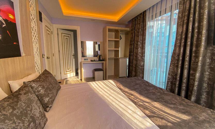 Castle Light Boutique