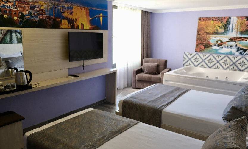 Castle Light Boutique