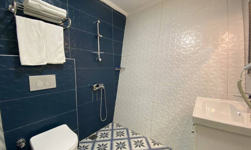 Castle Light Boutique