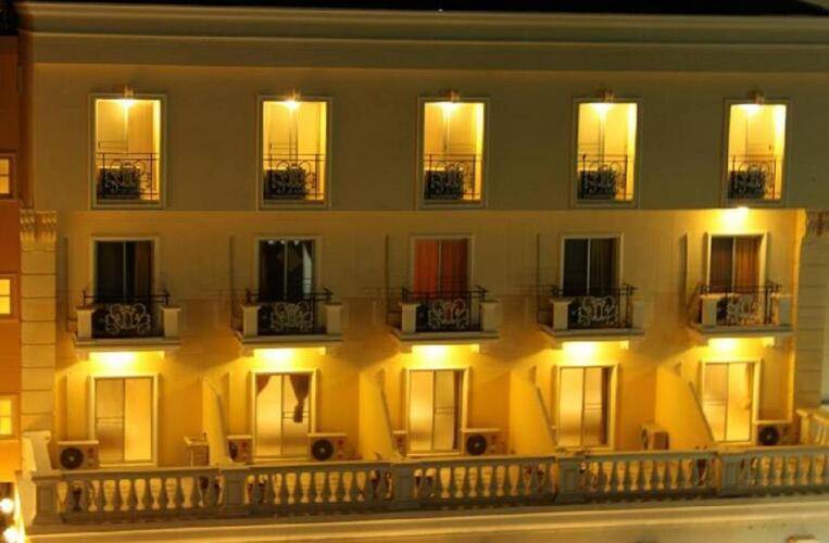 Rafael Mansion Bangkok Airport