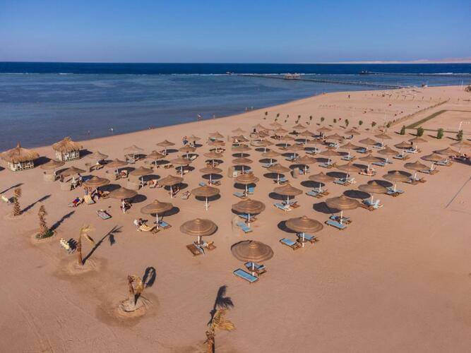 Amwaj Oyoun Resort & Casino