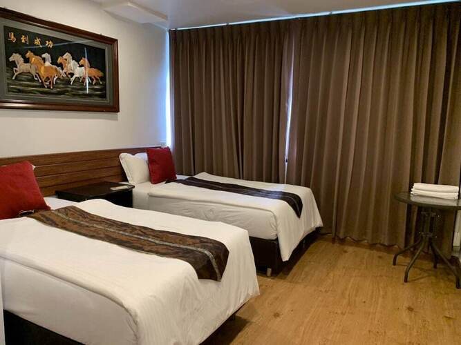 Long Zhu Guesthouse