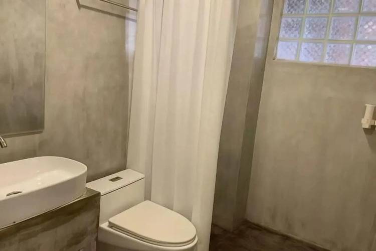 Long Zhu Guesthouse