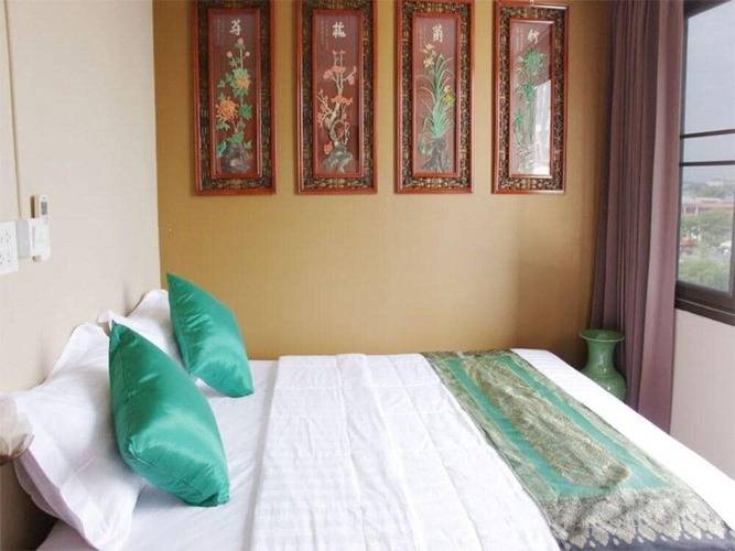 Long Zhu Guesthouse