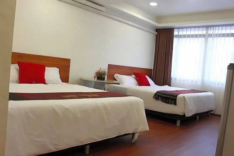 Long Zhu Guesthouse