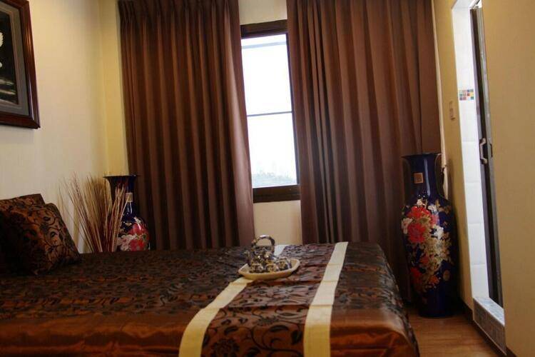 Long Zhu Guesthouse