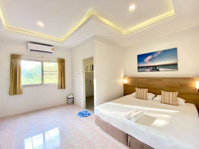 Pensiri House