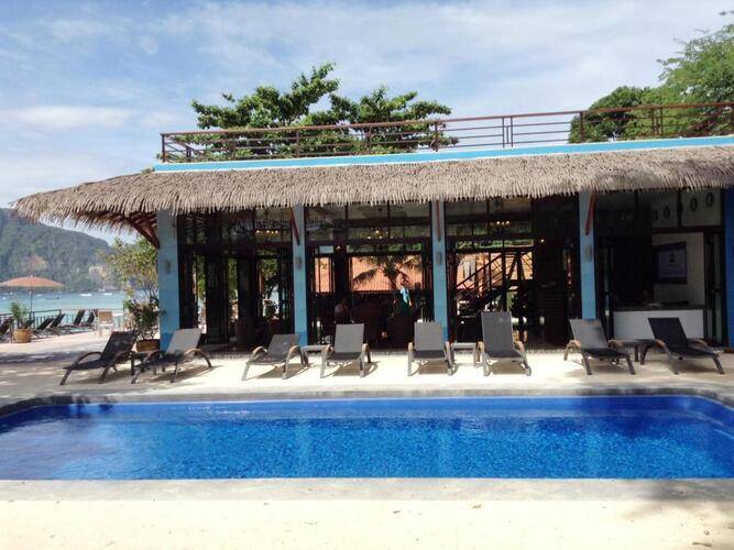 Phi Phi Long Beach Resort & Villa