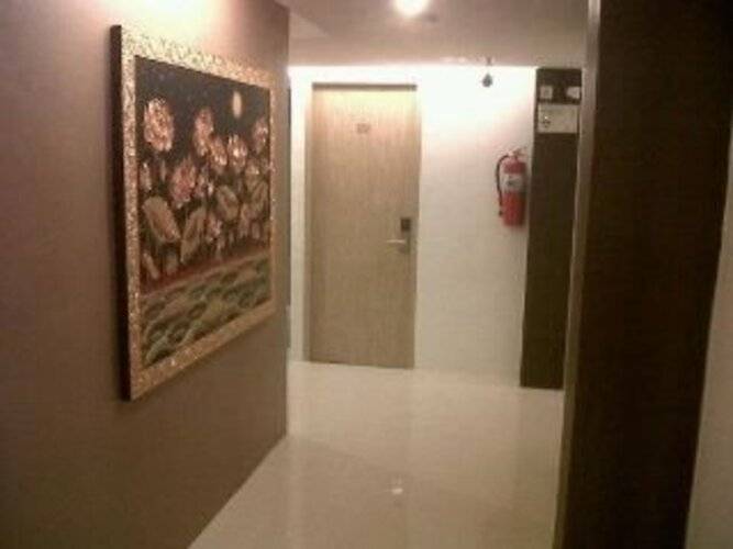 Nantra Sukhumvit 39 Hotel