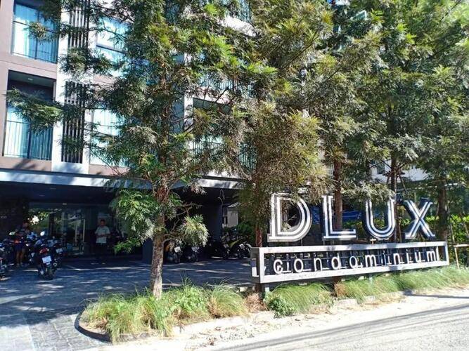 Dlux Condominium