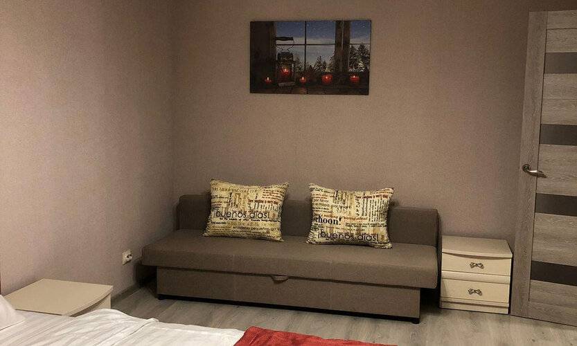 Апартаменты На Улице Парижской Коммуны 41