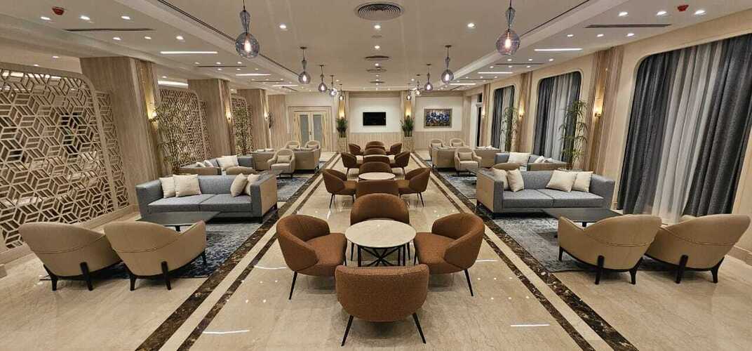 Azur One Eleven Hotel