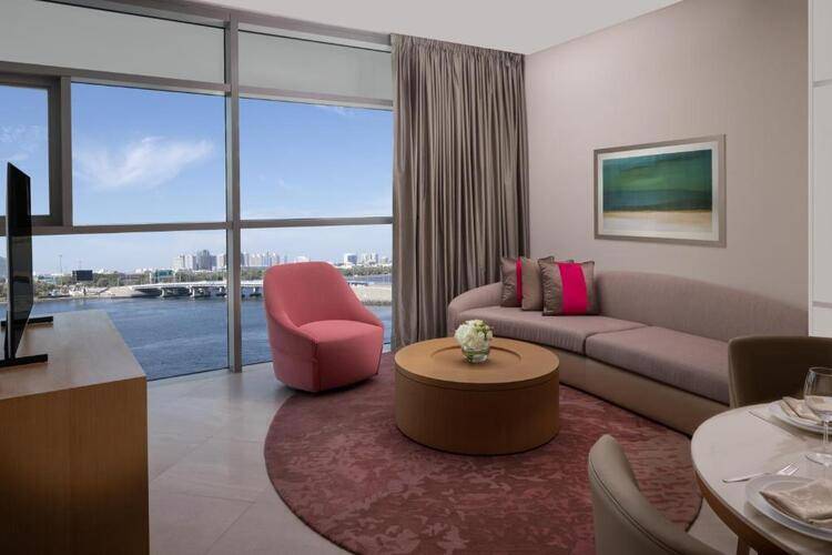 Hilton Dubai Jewel Of The Creek Residences