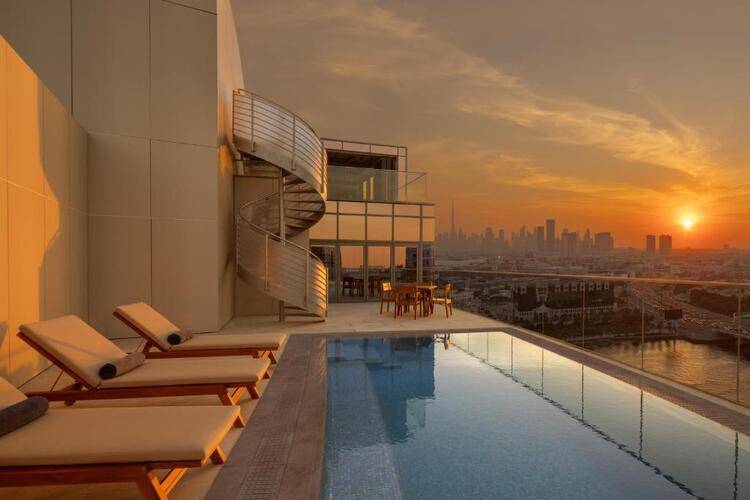 Hilton Dubai Jewel Of The Creek Residences