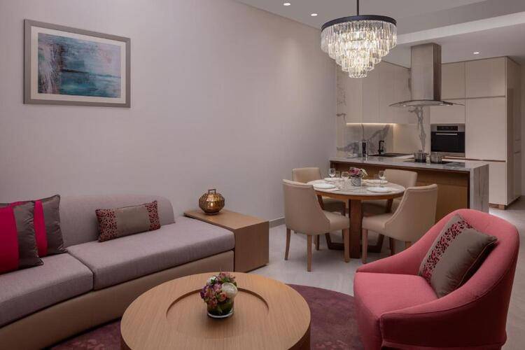 Hilton Dubai Jewel Of The Creek Residences