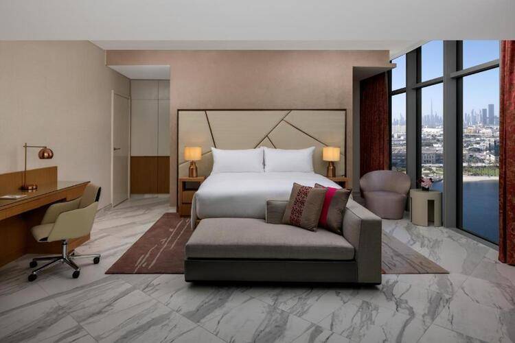 Hilton Dubai Jewel Of The Creek Residences