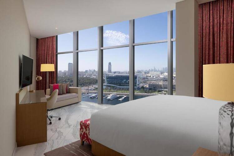 Hilton Dubai Jewel Of The Creek Residences