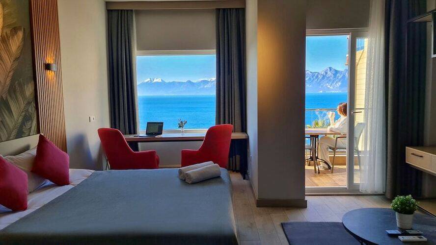 Let'stay Panorama Suites