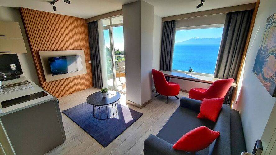 Let'stay Panorama Suites