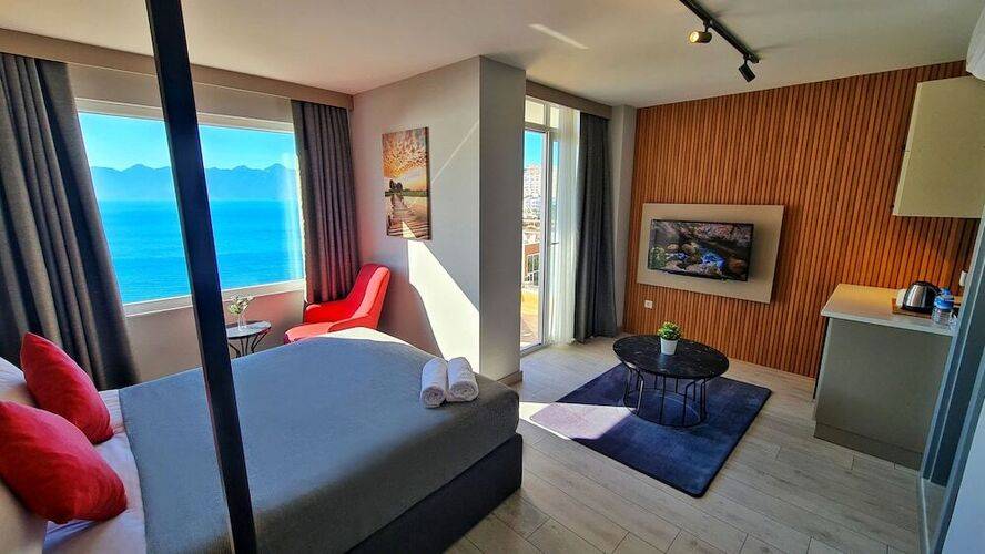 Let'stay Panorama Suites