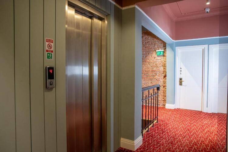 Ea Exclusive Hotel