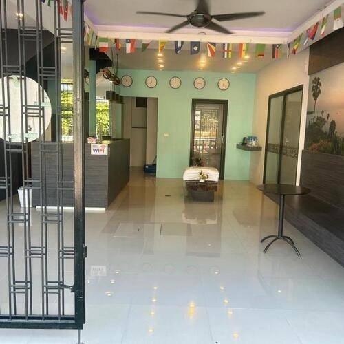 Hotel The Journey Patong New