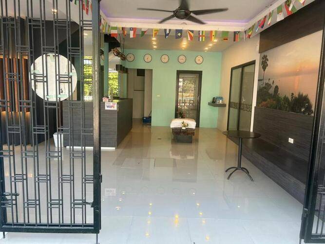 Hotel The Journey Patong New