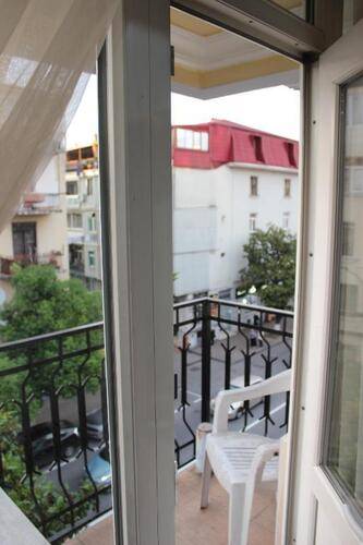 Lux On Gorgiladze