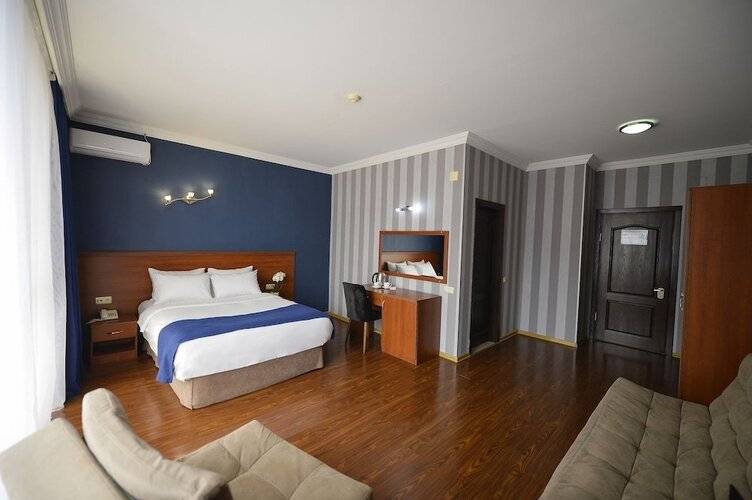 Aura Boutique Hotel