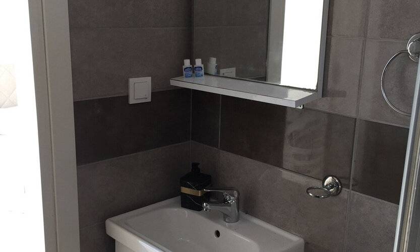 R House Hotel