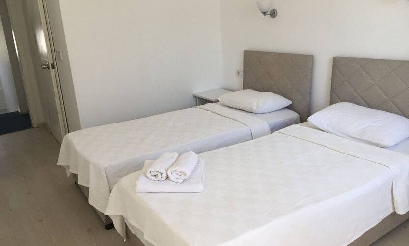 R House Hotel