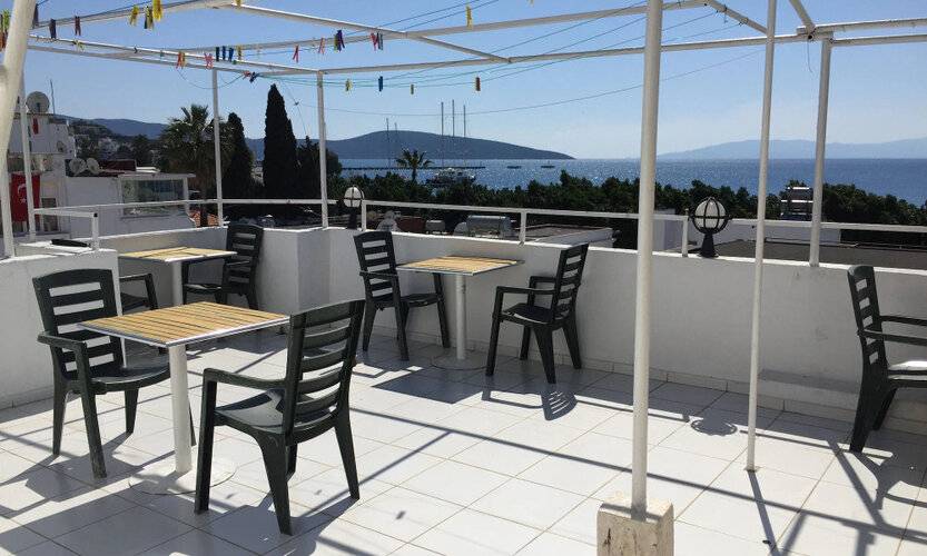 R House Hotel