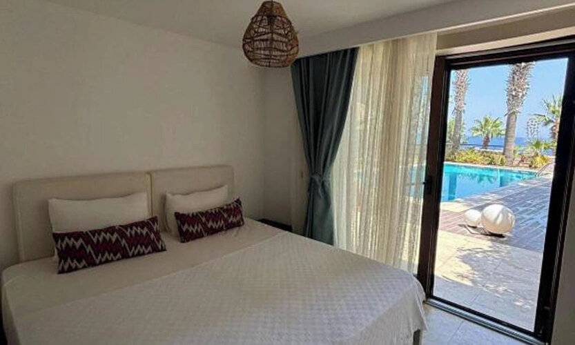 La Local Yalıkavak