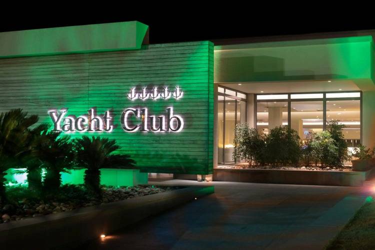 Yacht Club