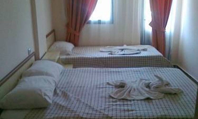 Golden Beach Hotel