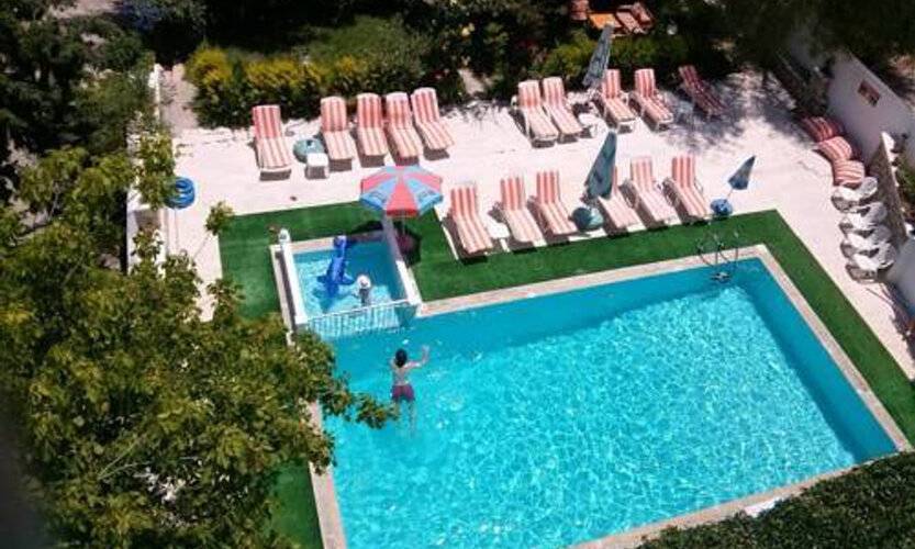 Golden Beach Hotel