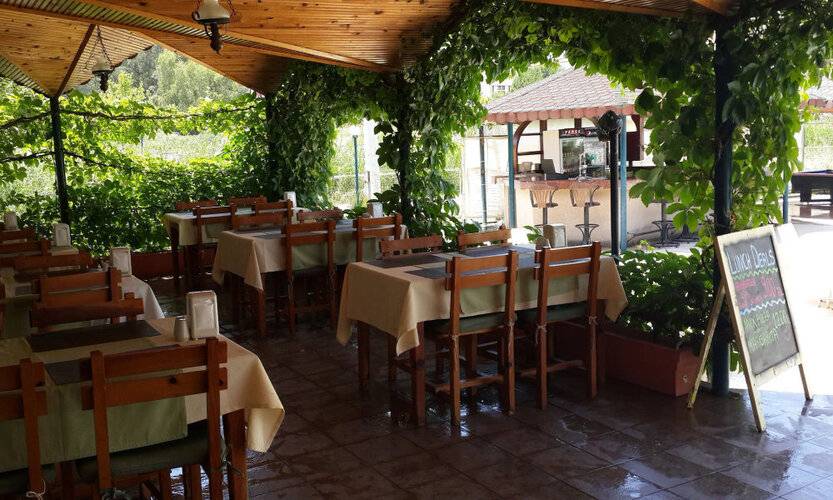 Bezay Hotel