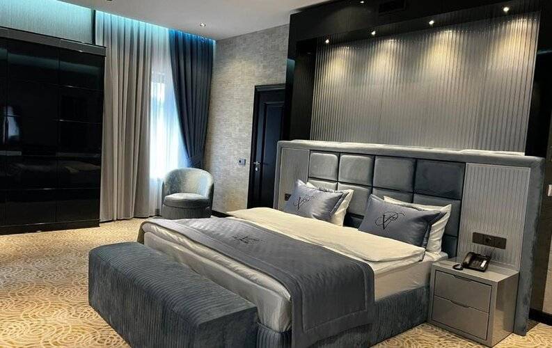 Vis* Palm Hotel (Вис Палм)