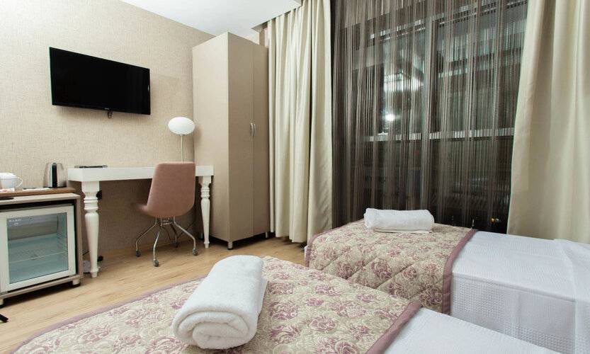 Hotel Iz