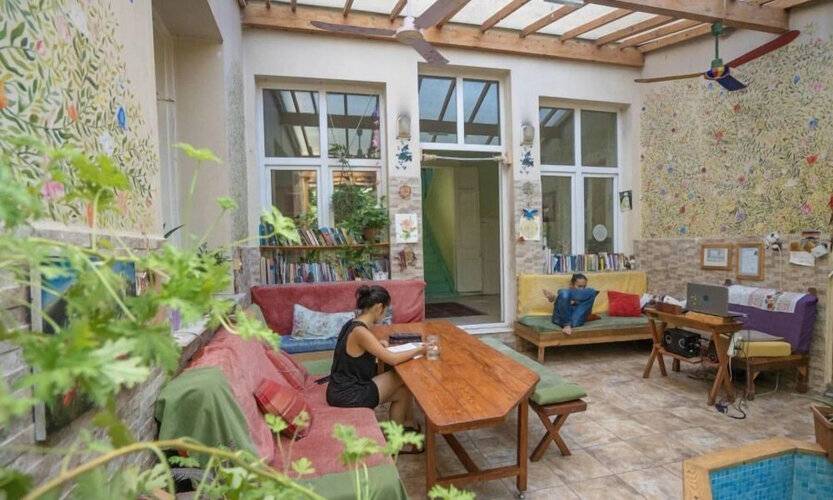 Lotus Garden Hostel Izmir