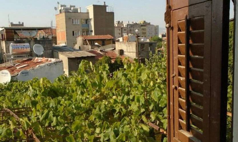 Lotus Garden Hostel Izmir