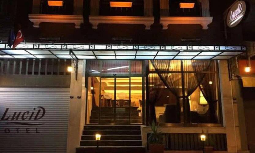 Lucid Hotel