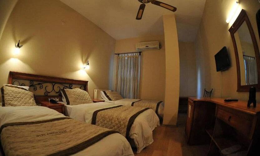 Antikhan Hotel