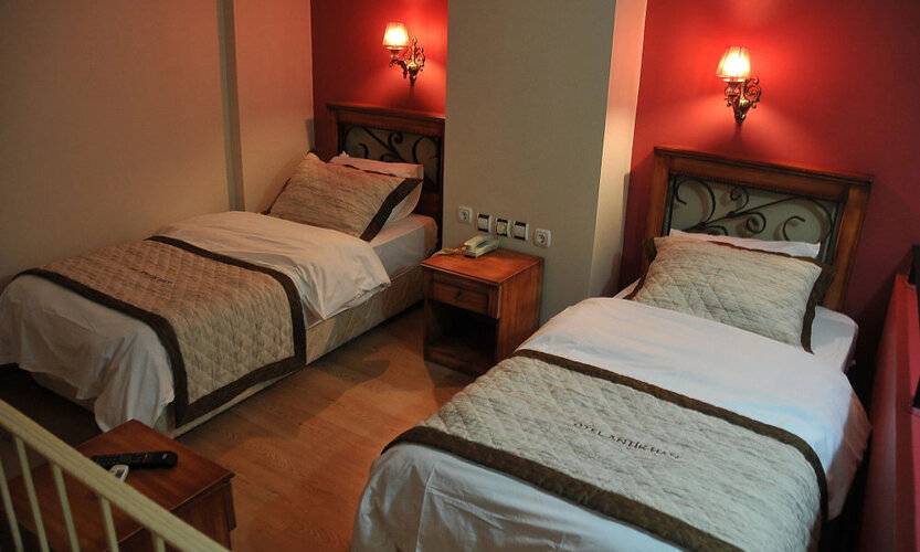 Antikhan Hotel